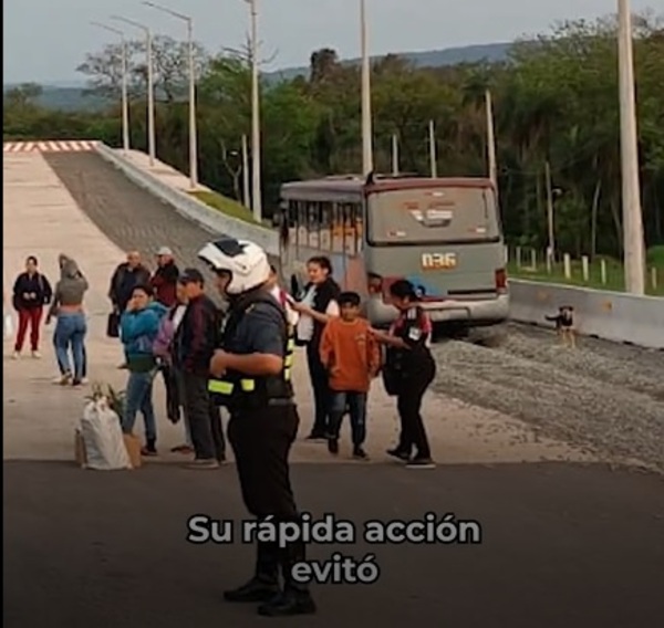 Rampa de emergencia evita tragedia en Pedrozo tras fallo de frenos en colectivo » San Lorenzo PY