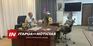 GOBERNADOR DE ITAPÚA RECIBIÓ AL NUEVO COMANDANTE DEL ÁREA NAVAL - Itapúa Noticias