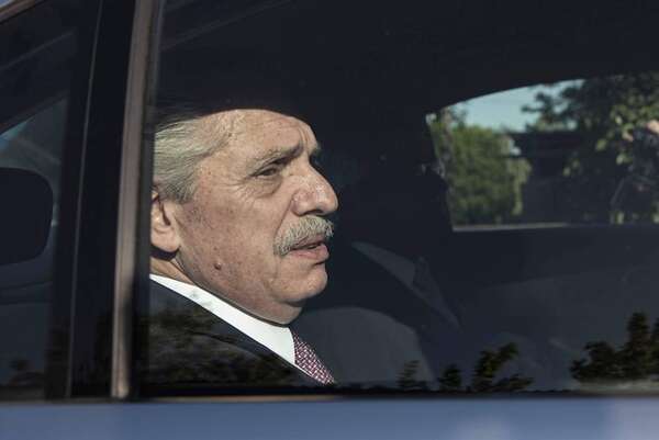 Argentina: expareja de expresidente Alberto Fernández aporta chats en caso de violencia machista - Mundo - ABC Color