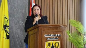 Candidata propiciada por Prieto y su equipo lanza su candidatura al rectorado de la UNE – Diario TNPRESS