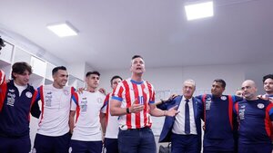 Santi Peña lloró tras el triunfo de la Albirroja: "Chemopirimba", he'i el presi