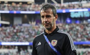 Versus / Batista apunta al arbitraje y pide respeto para Venezuela: "Hay que empezar a preocuparse"
