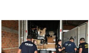 Reportan asalto tipo comando en Luque a camiones transportadores