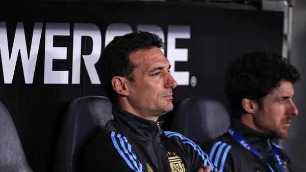 Scaloni, tras el triplete de Messi ante Bolivia: "Que juegue hasta que no pueda"