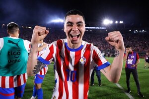 Versus / El gran despliegue de Miguel Almirón en campo rival