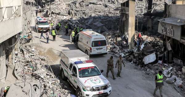 La Nación / Israel bombardeó un depósito de armas de Hezbolá a las afueras de Beirut