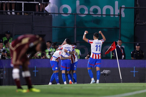 Doblete de Tony para la remontada Albirroja • PARAGUAY TV