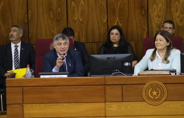PRESUPUESTO 2025 DEL MEC PRIORIZA REPARACIÓN DE ESCUELAS Y EQUIPARACIÓN DEL SALARIO DOCENTE - Itapúa Noticias