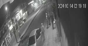 La Nación / Santa Rita: atracaron local para robar armas, pero solo llevaron réplicas