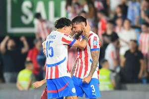Gustavo Gómez: “Disfrutamos esta victoria porque hace tres meses tocamos fondo” - Selección Paraguaya - ABC Color