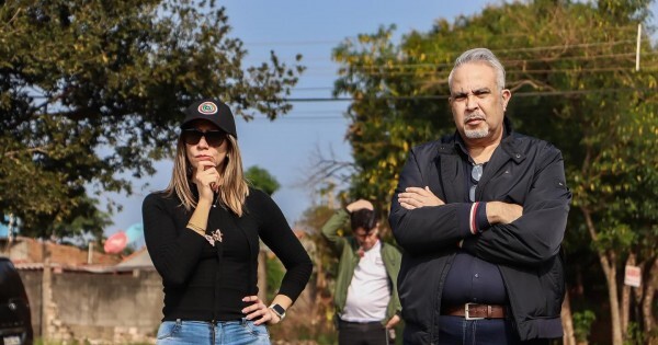 Roya quiere suceder a su marido en Presidente Franco y busca el apoyo del cartismo