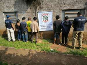 Policía detiene a seis indígenas por presunta invasión en Canindeyú - Nacionales - ABC Color