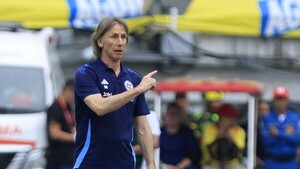 Prensa y afición en Chile exigen la salida de Gareca