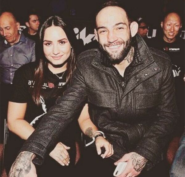 Murió Guilherme Bomba, el mediático luchador brasileño que estuvo en pareja con Demi Lovato