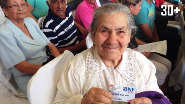 Sancionan ley de pensión universal para adultos mayores - trece