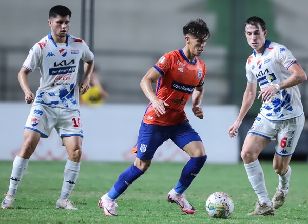Nacional y 2 de Mayo se neutralizan y Olimpia celebra