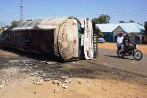 Suben a al menos 153 los muertos por explosión de camión de combustible en Nigeria - Mundo - ABC Color