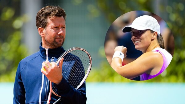 Versus / La número 1 del tenis femenino Iga Swiatek ficha al entrenador de las estrellas