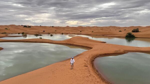 Inundaciones en el desierto de Marruecos resucitan un lago seco desde hace 50 años