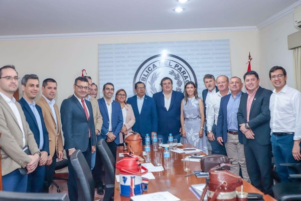 HAMBRE CERO: EL PROGRAMA LLEGARÁ A 173 DISTRITOS ADICIONALES EN 2025 - Itapúa Noticias