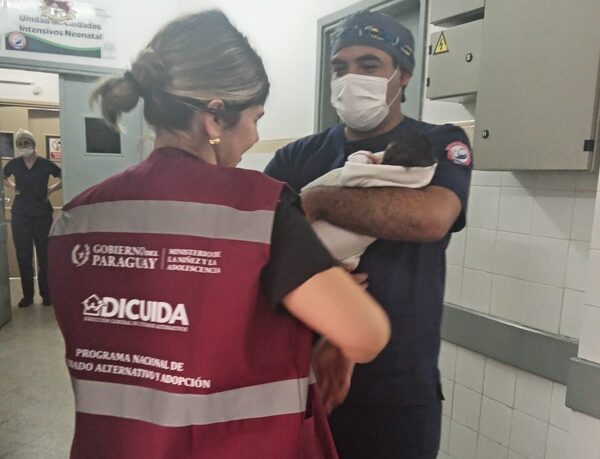 Retiran temporalmente a una beba de sus padres por consumo - San Lorenzo Hoy