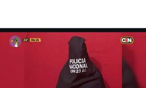 (VIDEO)Cayó depravado que exhibía su “asunto” a alumnos de una escuela a punta de cuchillo