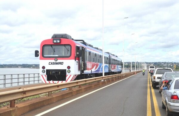 Exministro pide instalar trenes ante bajante de ríos - Portal Digital Cáritas Universidad Católica