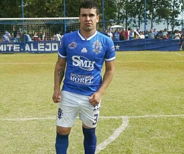 Pelotero falleció tras impactar contra un ómnibus