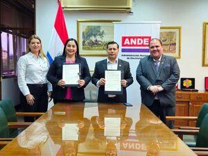 ANDE Y MUNICIPALIDAD DE LA PAZ FIRMARON ACUERDO PARA MEJORAR ILUMINACIÓN - Itapúa Noticias