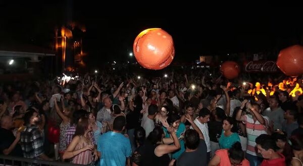 ¡”El Retrovisor” prepara una fiesta purete por el aniversario de radio Montecarlo!