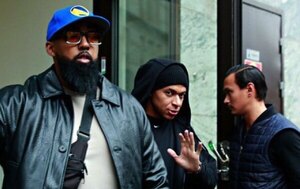 Versus / Mbappé se guarda sus explicaciones para la justicia "si es necesario", dice su abogada