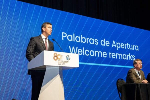 Peña ratifica compromiso con la libertad de prensa durante Asamblea de la SIP - El Trueno