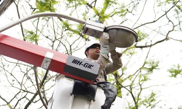 ANDE PROMETE REPARACIONES Y SE LEVANTA MOVILIZACIÓN EN HERNANDARIAS