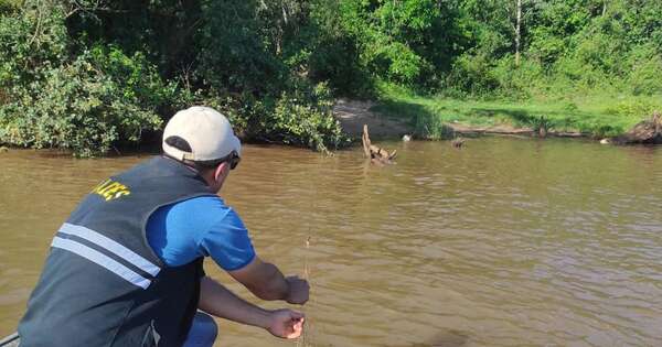 Diario HOY | Itapúa: incautan 5000 metros de redes de y equipos de pesca no reglamentarios