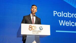 Medios paraguayos aún "siguen con la lógica de la dictadura", dice Peña ante la SIP