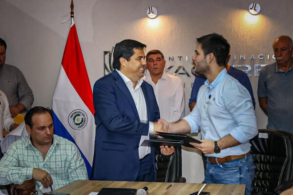 EBY MINISTERIO DE LA NIÑEZ FIRMAN CONVENIO PARA FORTALECER PROGRAMAS SOCIALES EN ITAPÚA - Itapúa Noticias