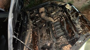 Militar brasileño habría incinerado el vehículo de su ex pareja en Pedro Juan Caballero