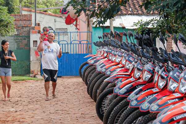 Inauguración de la Base del Grupo Lince y Entrega de Patrullera en Guarambaré • PARAGUAY TV