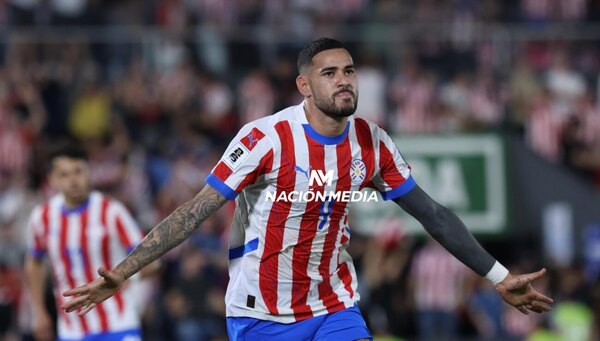 Versus / Antes de "Tonny" Sanabria, ¿quién fue el último albirrojo que anotó un doblete?