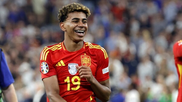 Lamine Yamal, favorito para proclamarse Golden Boy