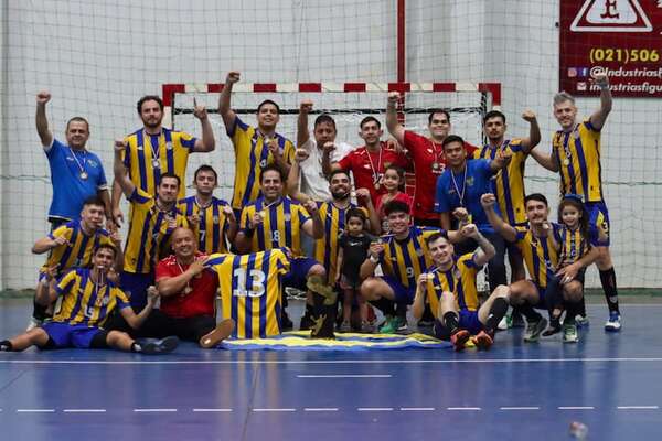 Superliga de balonmano masculina: Luque es el supercampeón - Polideportivo - ABC Color