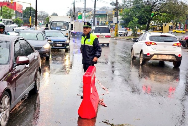 Habilitan dos carriles de entrada en Eusebio Ayala durante horario pico - ADN Digital