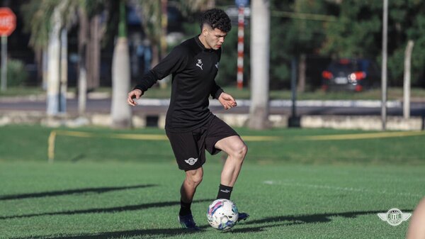 Versus / El paraguayo que aparece entre los 10 mejores jugadores Sub-20 del mundo