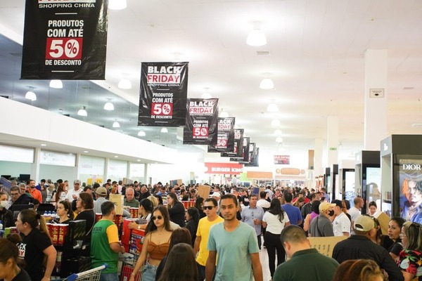 Gran expectativa en Pedro Juan por el “Black Friday Frontera 2024” - ADN Digital