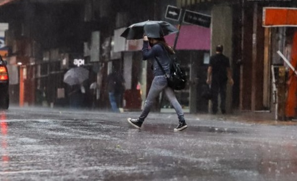Lluvias persistirán hasta el fin de semana en gran parte del país