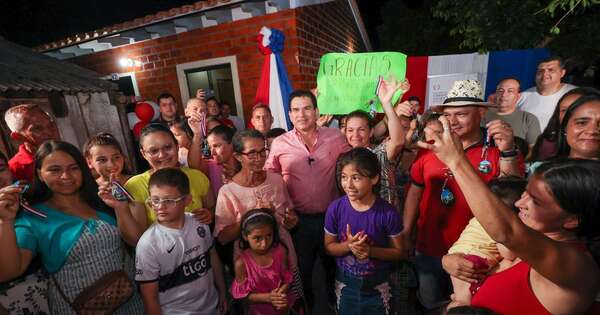 Diario HOY | Entregan viviendas a 29 familias en Paraguarí