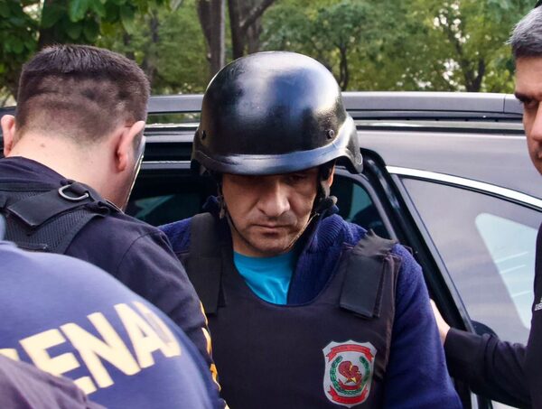 Miguel Insfrán estable tras recibir transfusiones, según ministro de Justicia · Radio Monumental 1080 AM