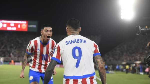 Dos paraguayos en el 11 ideal de las Eliminatorias