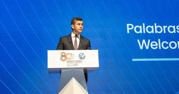 La Nación / Periodista coincide con Peña en el debate sobre la posverdad y la polarización