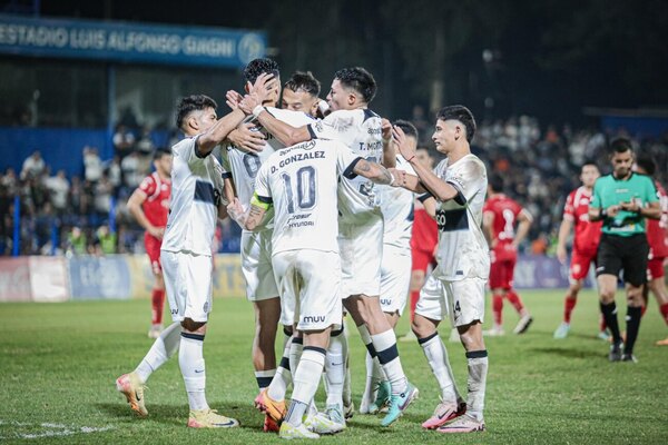 Versus / Programación definida para los cuartos de final de la Copa Paraguay 2024